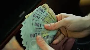 Bătrână din localitatea Frumoasa jefuită de o consăteană