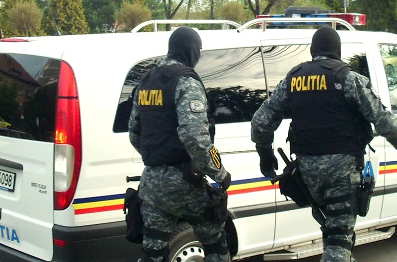 O femeie din Harghita, care de mai bine de un an era căutată internaţional, a fost găsită la Arad şi băgată în puşcărie