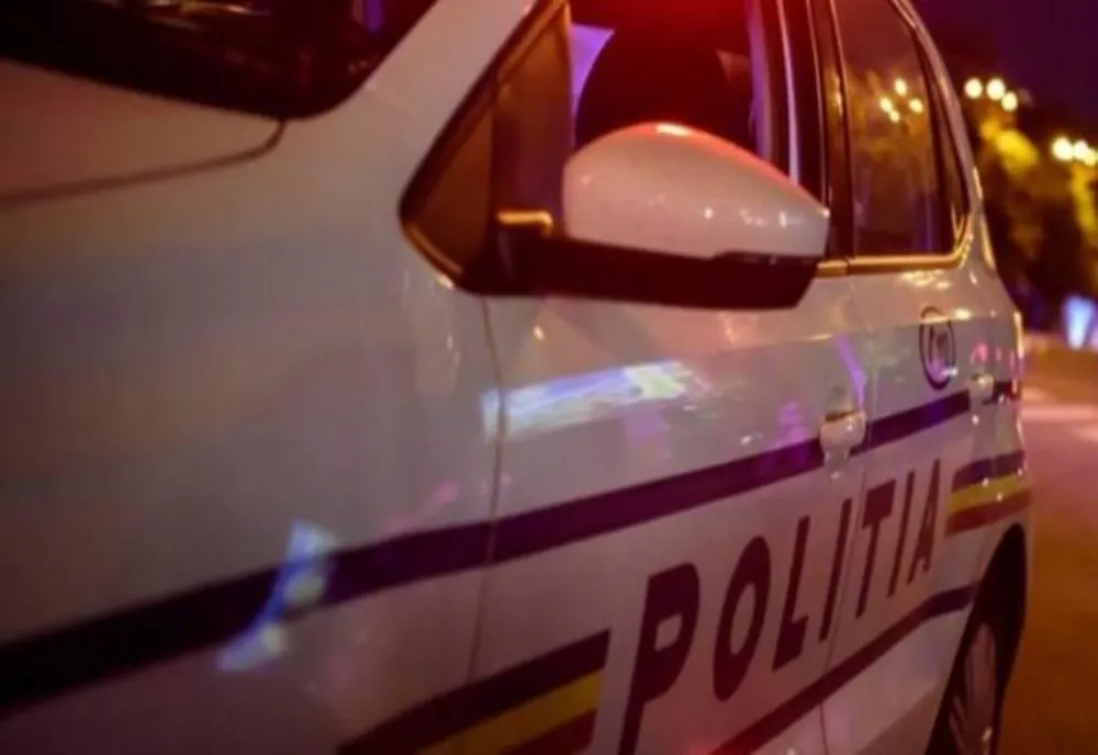 Beat și fără permis, un șofer de 19 ani a încercat să fugă de polițiști! S-a ales cu un dosar penal