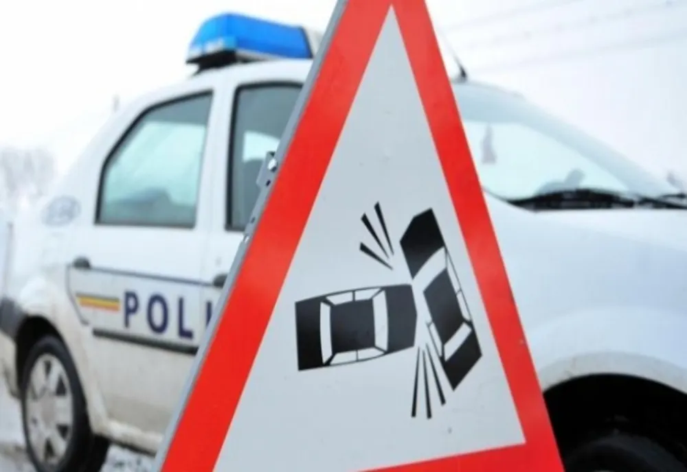 Accident rutier provocat de un șofer de 84 de ani