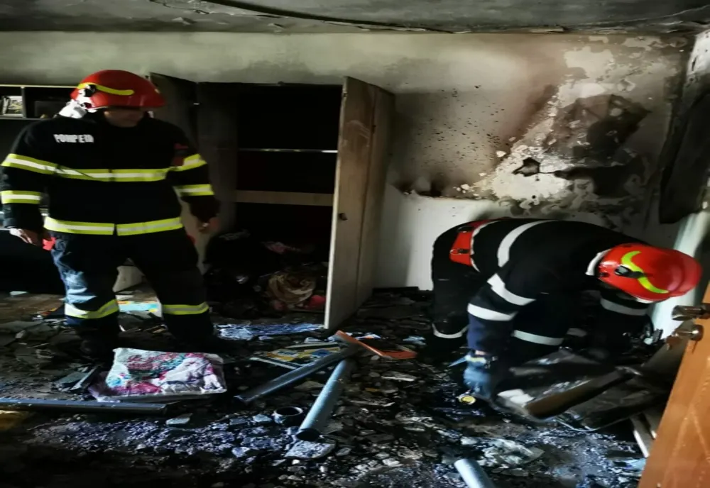Rulotă în flăcări, la Odorheiul Secuiesc