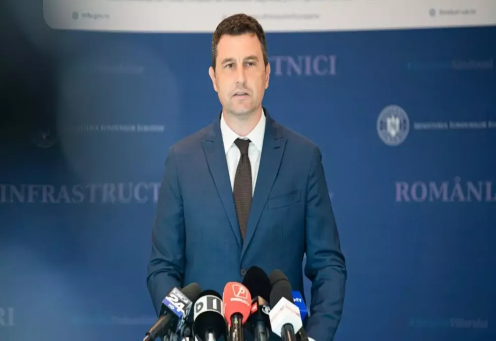 TANCZOS BARNA: „EXISTĂ PRESIUNE ASUPRA CURSULUI, DAR NU STĂM ATÂT DE RĂU”. CE TEMERI ARE BNR ÎN CONTEXTUL DEVALORIZĂRII LEULUI