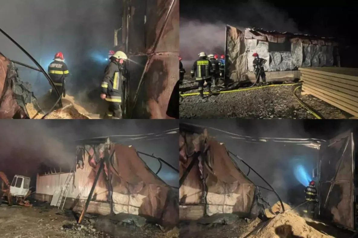 Incendiu puternic la o hala gater din județul Harghita. Pagubele materiale sunt uriașe