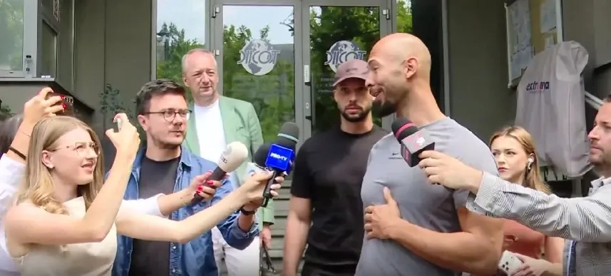 Frații Tate, din nou la DIICOT. Andrew Tate a ironizat anchetatorii după audieri: „Mi-au spus că sunt foarte chipeș”