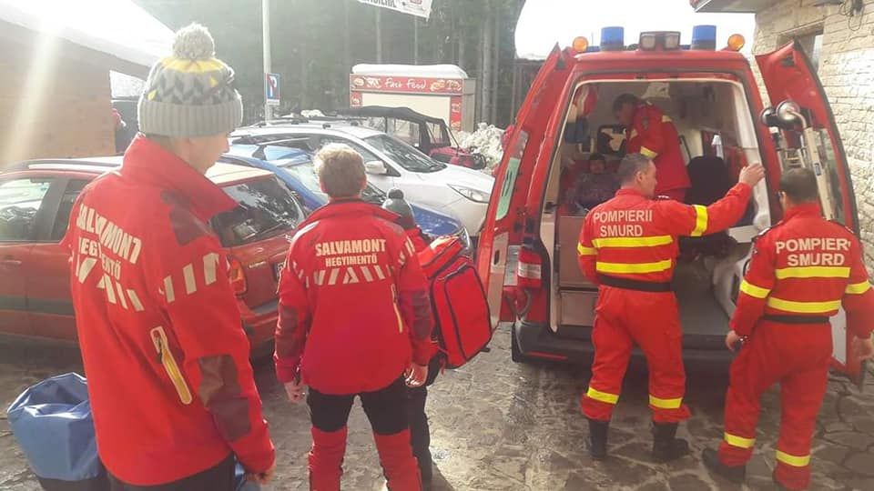 FOTO Fetiţă de 7 ani, accidentată pe pârtia de la Harghita-Băi