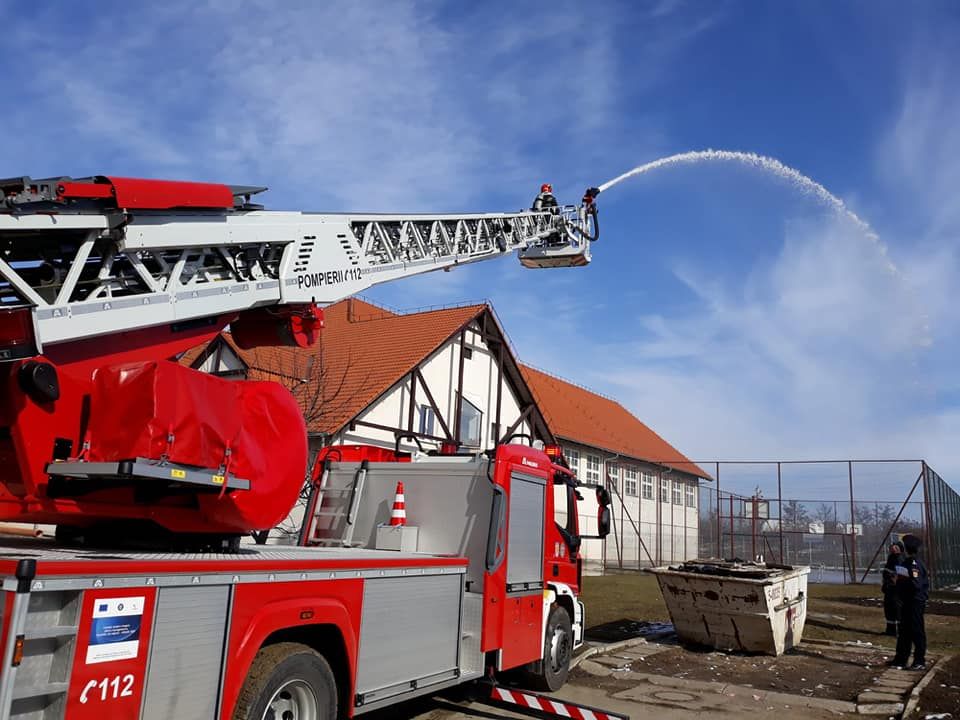 Weekend plin pentru pompierii din Harghita, au stins 4 incendii