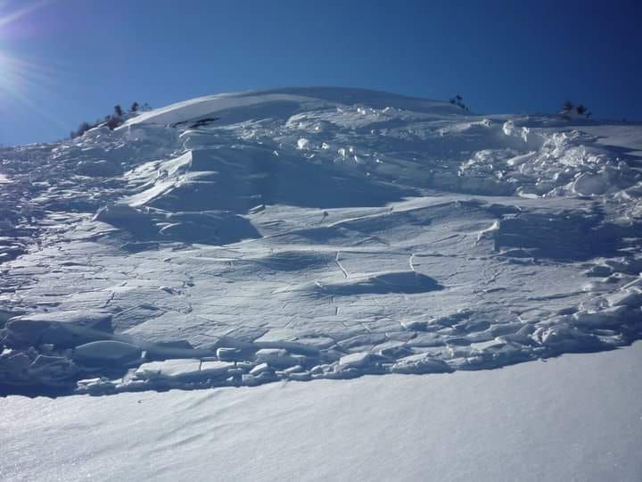 Pericol de avalanşă în Munţii Căliman