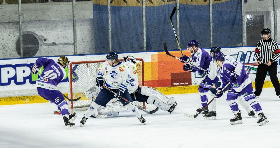 VIDEO Cu un picior în finala Erste Liga