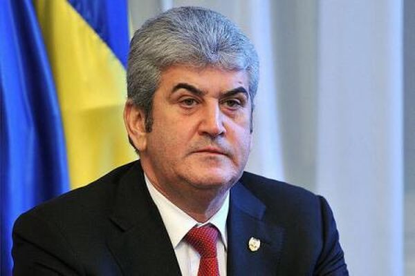 Gabriel Oprea face apel la unitate către românii şi maghiarii din Harghita şi Covasna