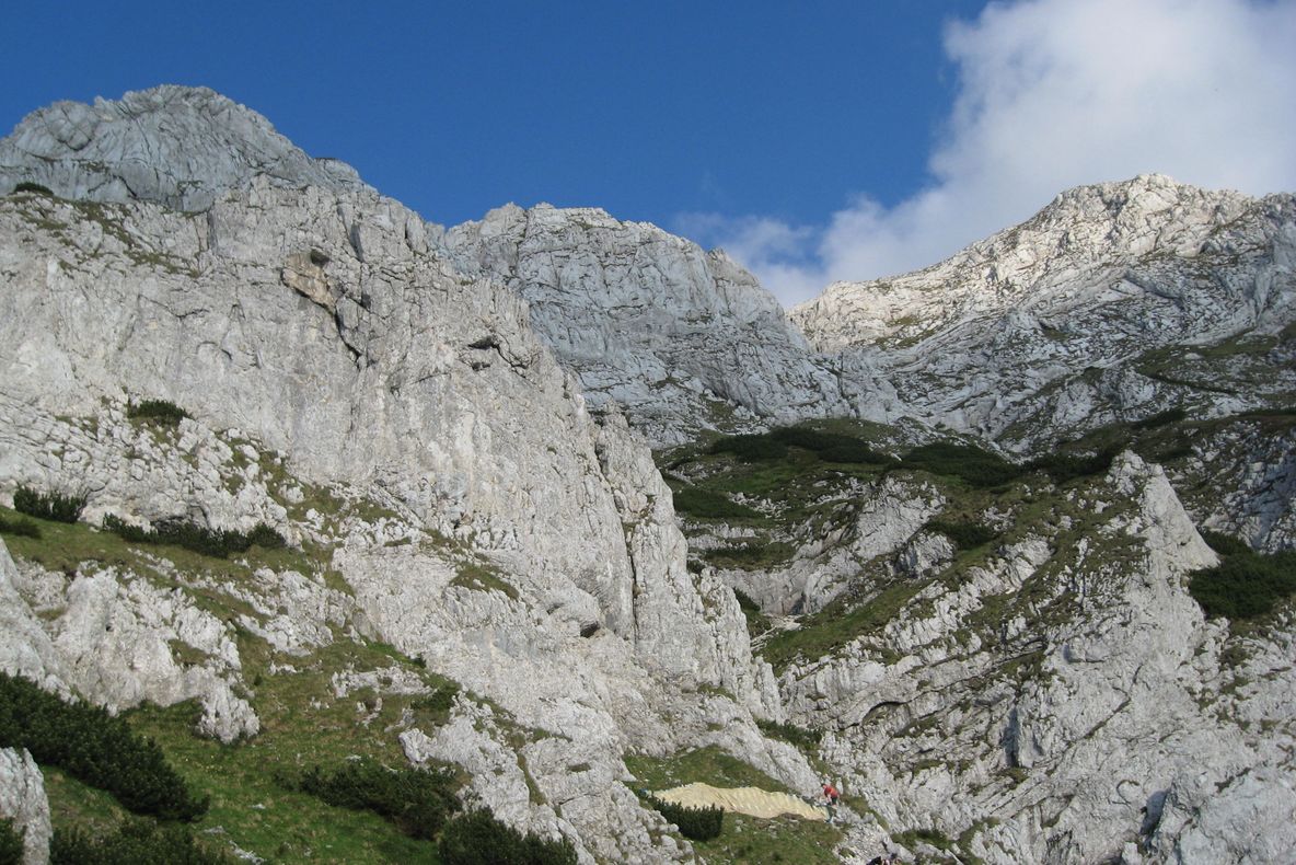 Accident montan, la Băile Tuşnad. O persoană şi-a rupt piciorul