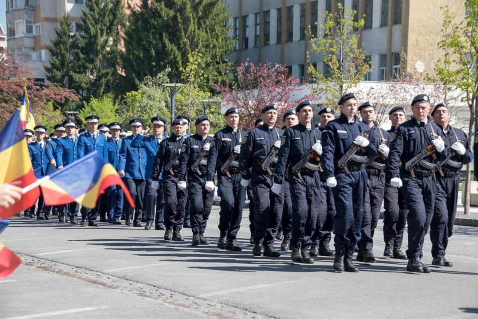 GALERIE FOTO Paradă militară, la Miercurea Ciuc, de Ziua Europei