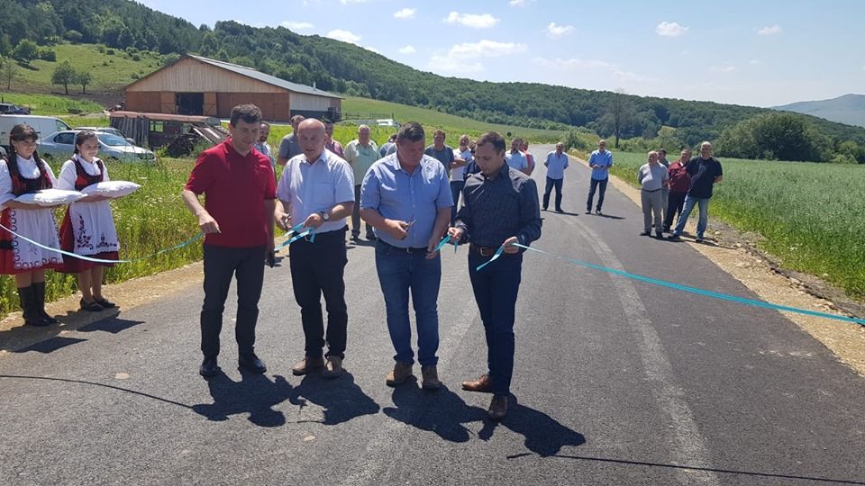 S-a reabilitat drumul dintre Mărtiniş şi Mereşti