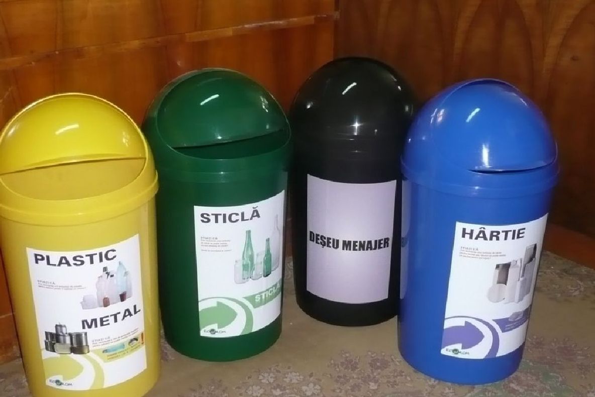 Oamenii din Borsec nu vor să colecteze selectiv deşeurile