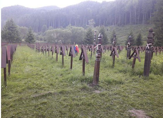 10.000 de oameni aşteptaţi la comemorarea soldaţilor secui, în Cimitirul Valea Uzului