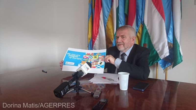 20.000 de semnături pentru iniţiativa "Politica de coeziune pentru egalitatea regiunilor şi menţinerea culturilor regionale"