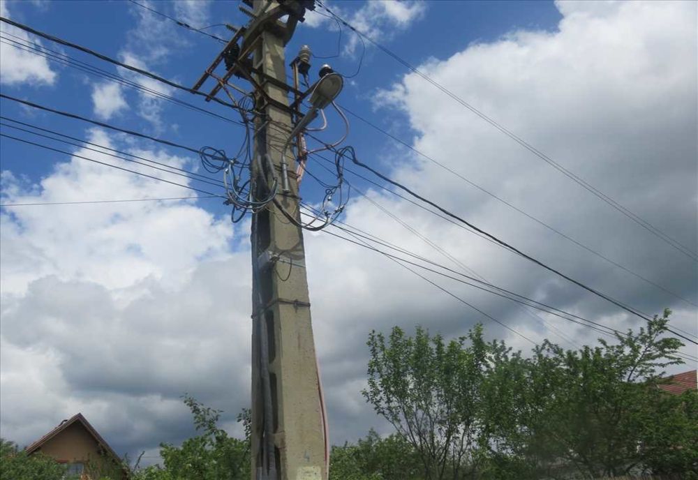 Becuri led achiziţionate cu fonduri europene, pe stâlpii din Gheorgheni