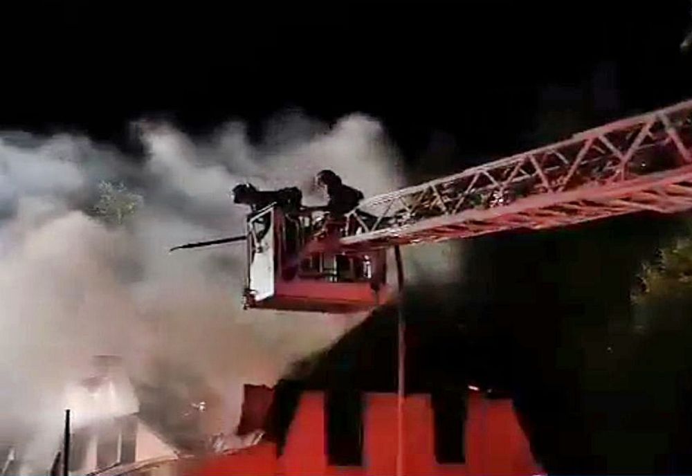 Casă în flăcări, în Miercurea Ciuc