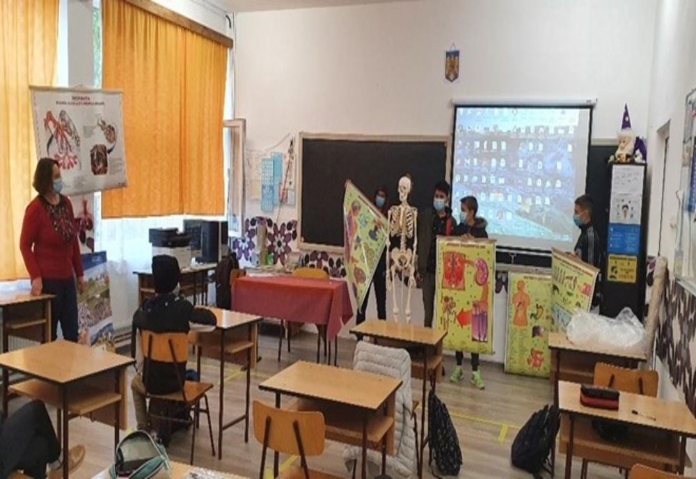 Materiale didactice pentru profesorii din Harghita