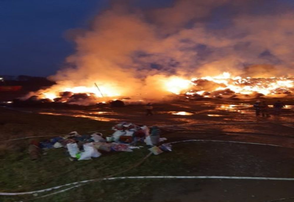 Incendiu la un depozit din Harghita! (FOTO)
