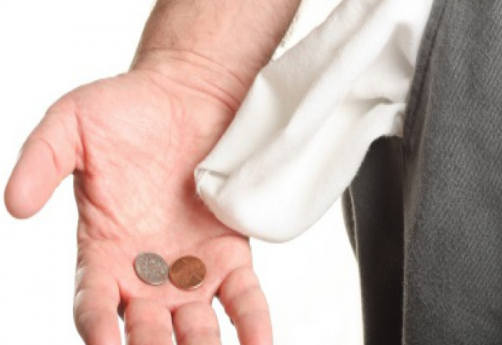 Parlamentarii, ȘOCAȚI de traiul românilor - cum s-ar descurca dacă ar avea salariul minim pe economie