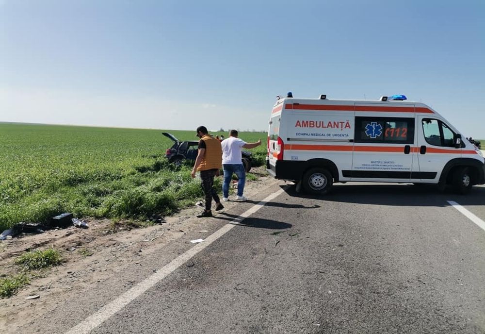 Familie implicată într-un accident rutier!