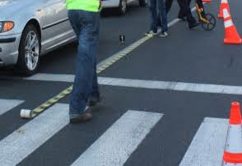 Femeie lovită de mașină pe trecerea pentru pietoni, la Cristuru Secuiesc