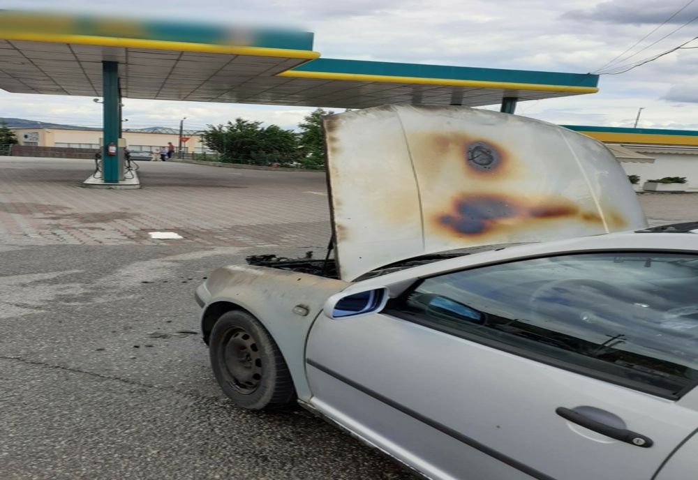Un autoturism a luat foc la Miercurea Ciuc