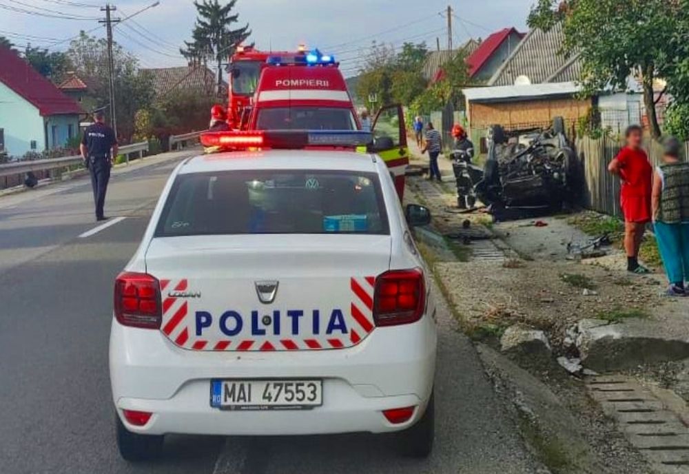 Maşină de poliție implicată într-un accident rutier!