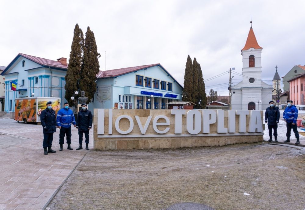 VIDEO Elevi ai școlii militare din Fălticeni, în practică la Jandarmeria Harghita