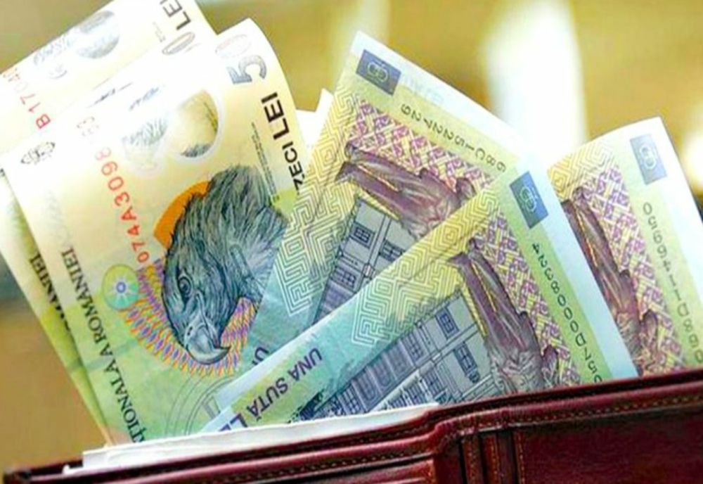 Bani în plus pentru o anumită categorie de români! Se dau 700 de lei de la stat