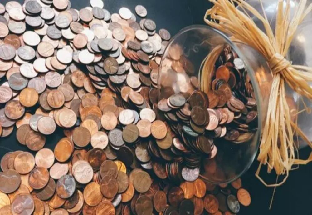 Moneda pe care trebuie să o ai în buzunar, în noaptea de Revelion, pentru a avea noroc la bani