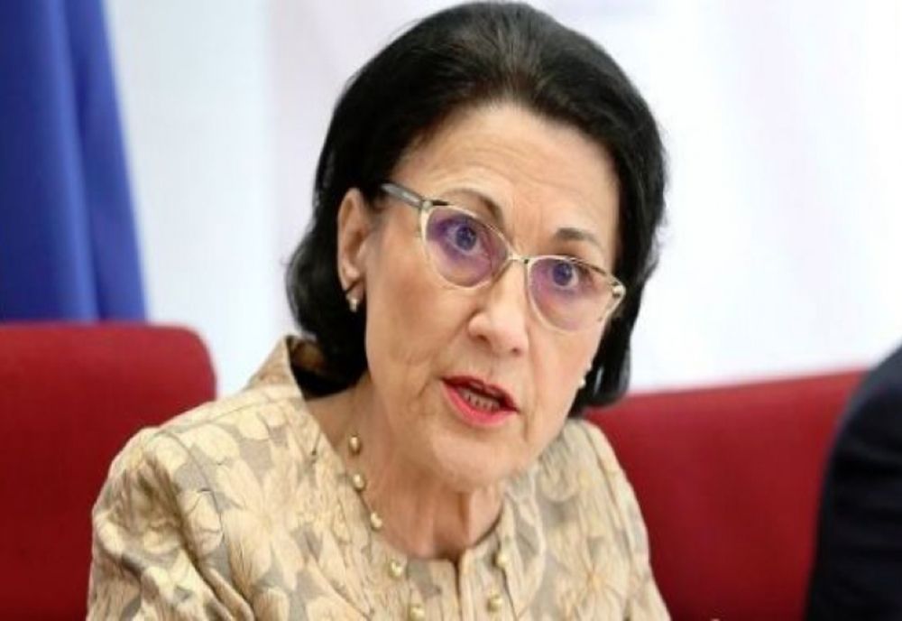 Fost ministru al Educației: Sistemul de învăţământ a fost permanent ultimul trimis pe listă. Profesorii se simt acum în situaţia să se fi umplut paharul