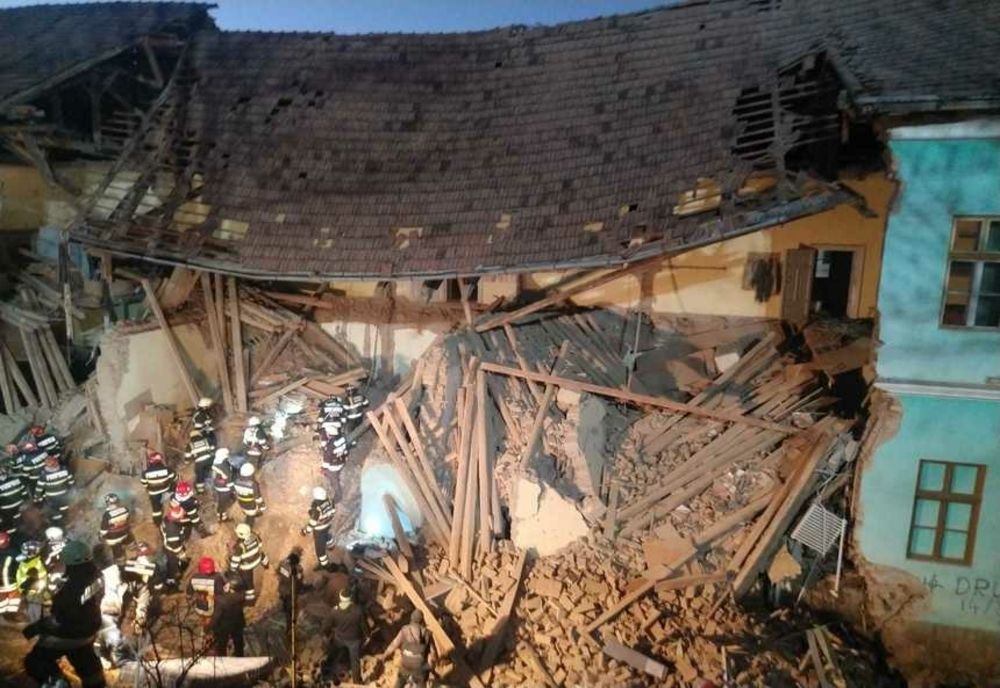 Continuă consilierea psihologică a elevilor, profesorilor şi părinţilor, după tragedia de la internatul din Odorheiu Secuiesc