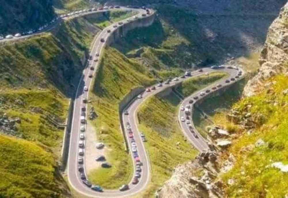 MARȚI SE ÎNCHIDE TRANSFĂGĂRĂȘANUL!