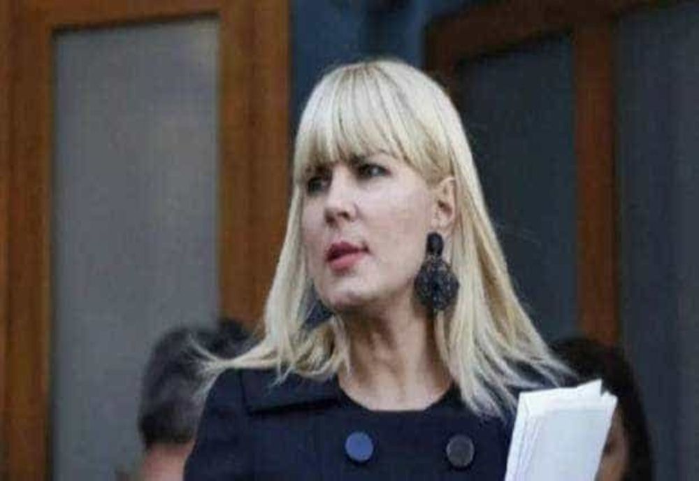 ELENA UDREA, TRANSPORTATĂ LA SPITAL CU AMBULANȚA DIN PENITENCIARUL TÂRGȘOR