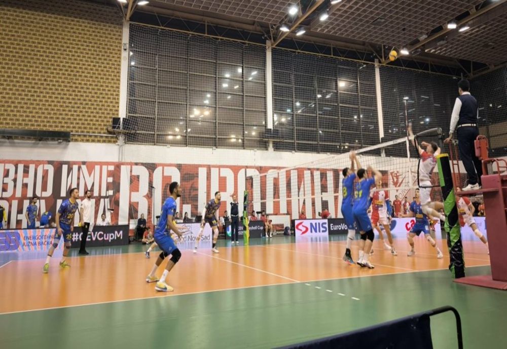 VOLEI MASCULIN: CAMPIOANA CORONA BRAȘOV S-A CALIFICAT ÎN OPTIMILE CEV CUP