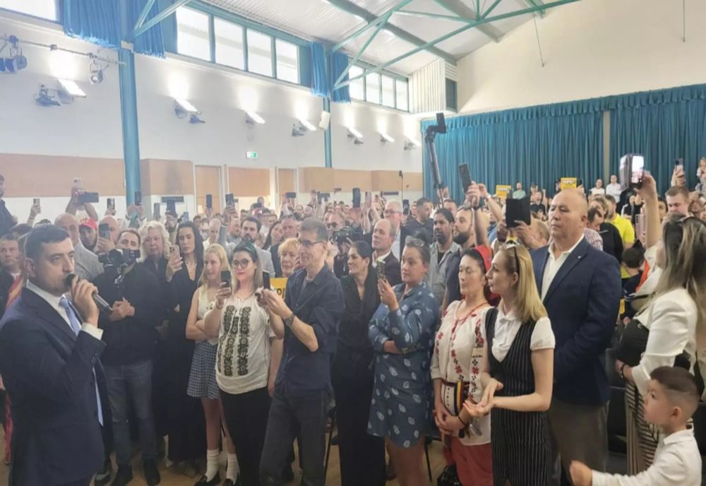 GEORGE SIMION, MESAJ DE UNITATE DE LA LONDRA: PUTEREA ESTE LA ROMÂNI!