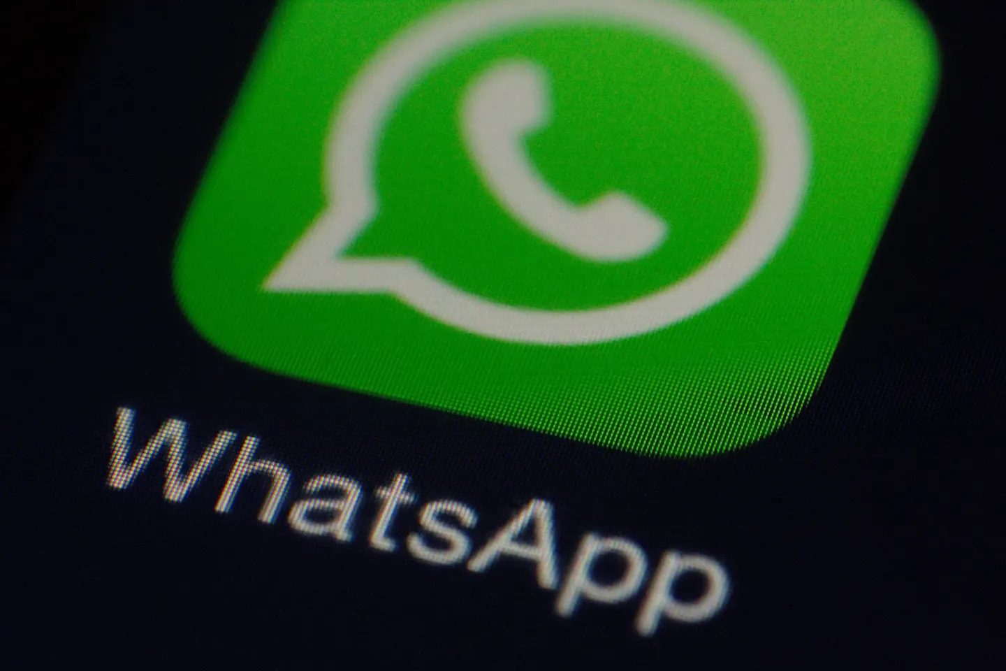 Schimbare importantă în WhatsApp. Mesajele în care ești menționat vor apărea într-un singur loc