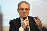 Luca Niculescu, despre formarea noului Guvern: Trei variante de executiv sunt luate în calcul. „Toate opțiunile sunt pe masă”