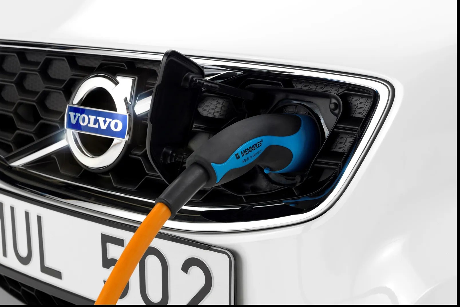Concedieri la Volvo