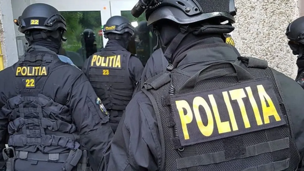 Poliția / Percheziții