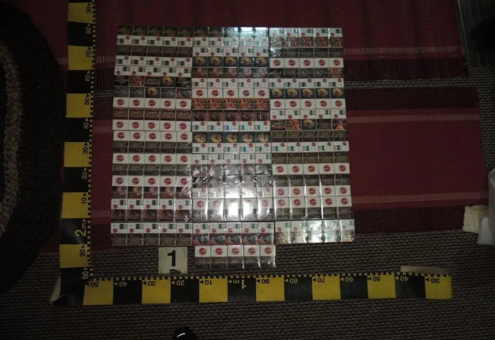 Poliţiştii harghiteni au confiscat mii de ţigări, peste 100 litri de alcool şi aproape 15.000 lei proveniţi din contrabandă