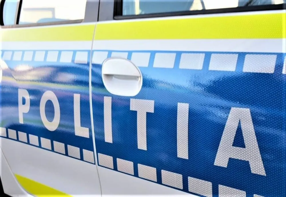 Minor de 16 ani, turmentat şi fără permis, depistat de poliţişti la volanul unui autoturism neînmatriculat