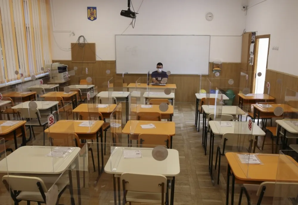 154 unități școlare în scenariul roșu și 175 în scenariul galben, în Harghita