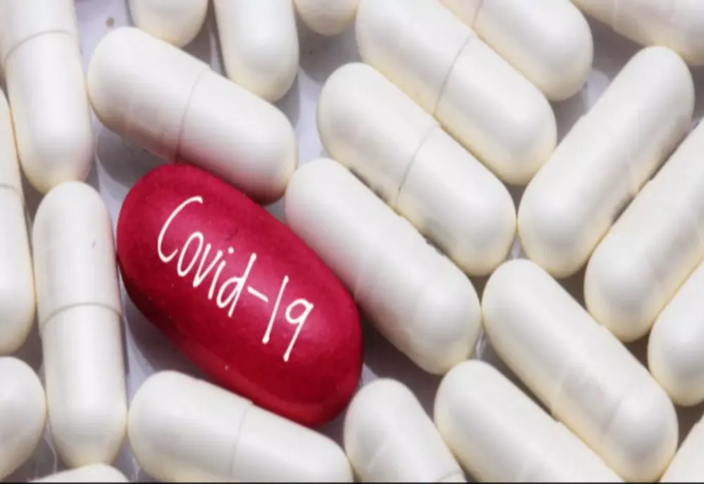 Israelul autorizează de urgenţă pastila anti-COVID-19 fabricată de Pfizer