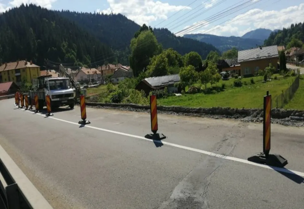 Atenție, șoferi! Se lucrează la podul de pe DN15