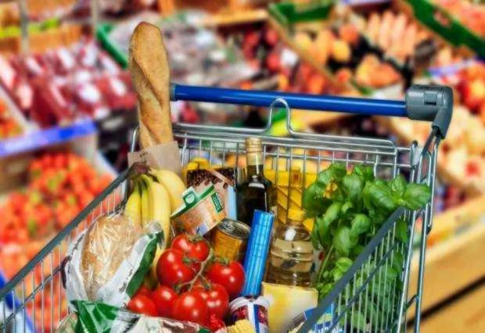 ROMÂNIA, CEL MAI IEFTIN STAT DIN UE LA ALIMENTE ŞI BĂUTURI NEALCOOLICE ÎN 2023