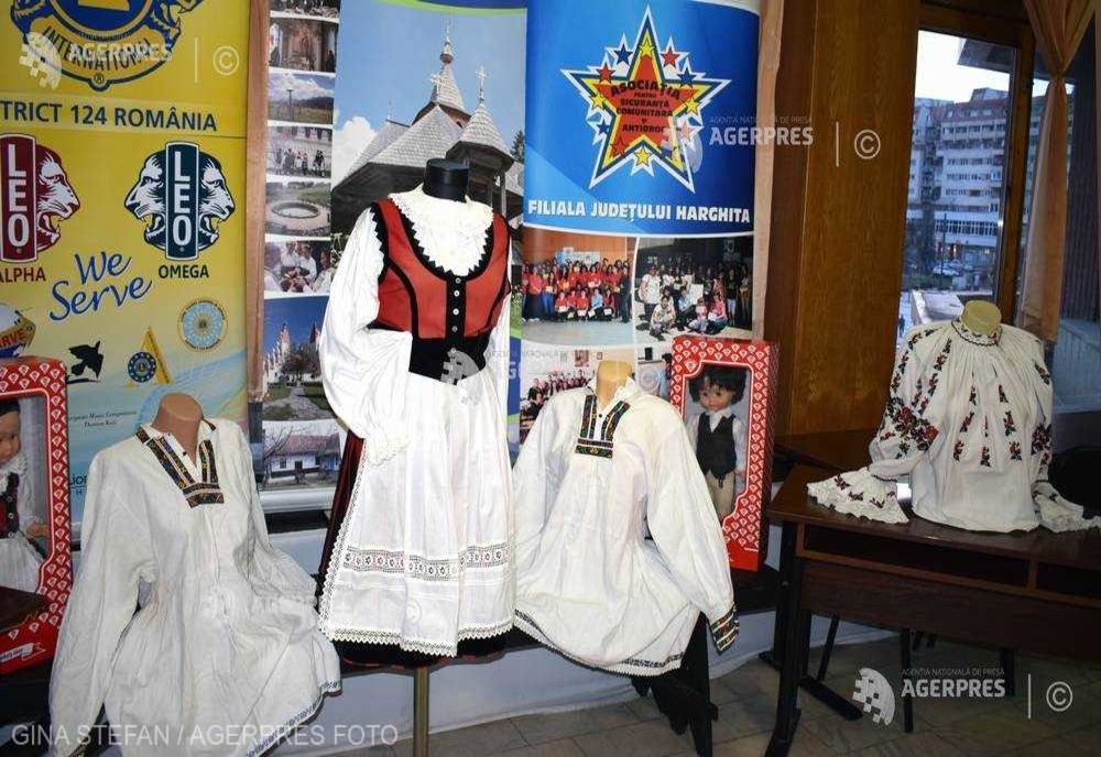 Ziua Prieteniei între români şi maghiari, la Casa de cultură din Miercurea Ciuc 