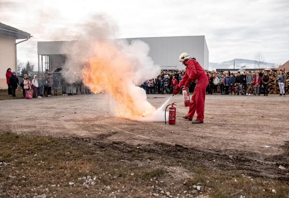Exercițiu de alarmare publică, la Voşlăbeni