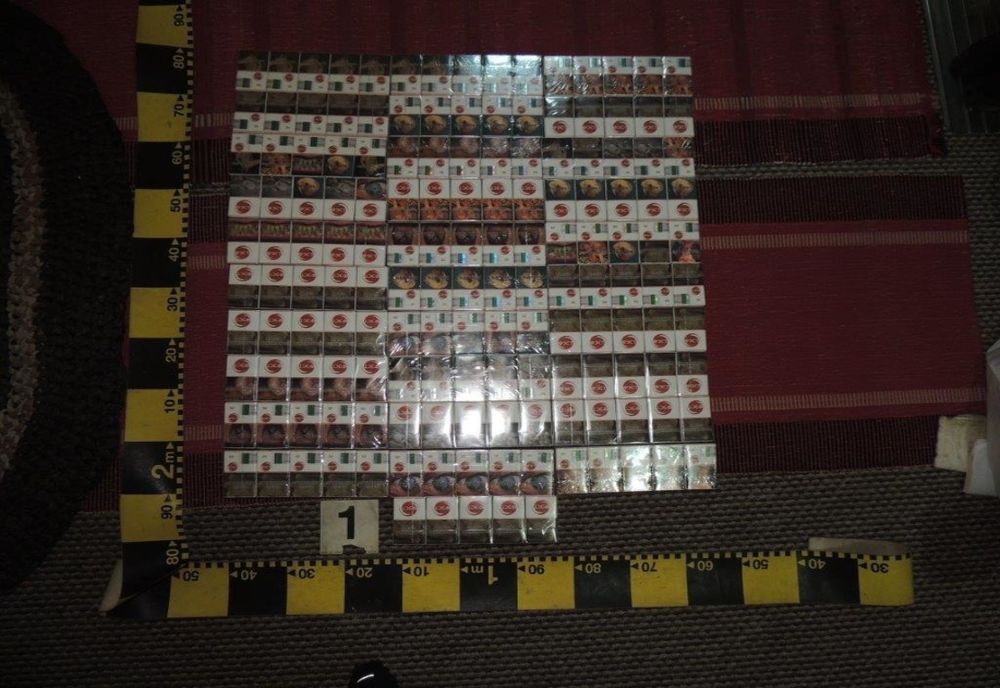 Poliţiştii harghiteni au confiscat mii de ţigări, peste 100 litri de alcool şi aproape 15.000 lei proveniţi din contrabandă